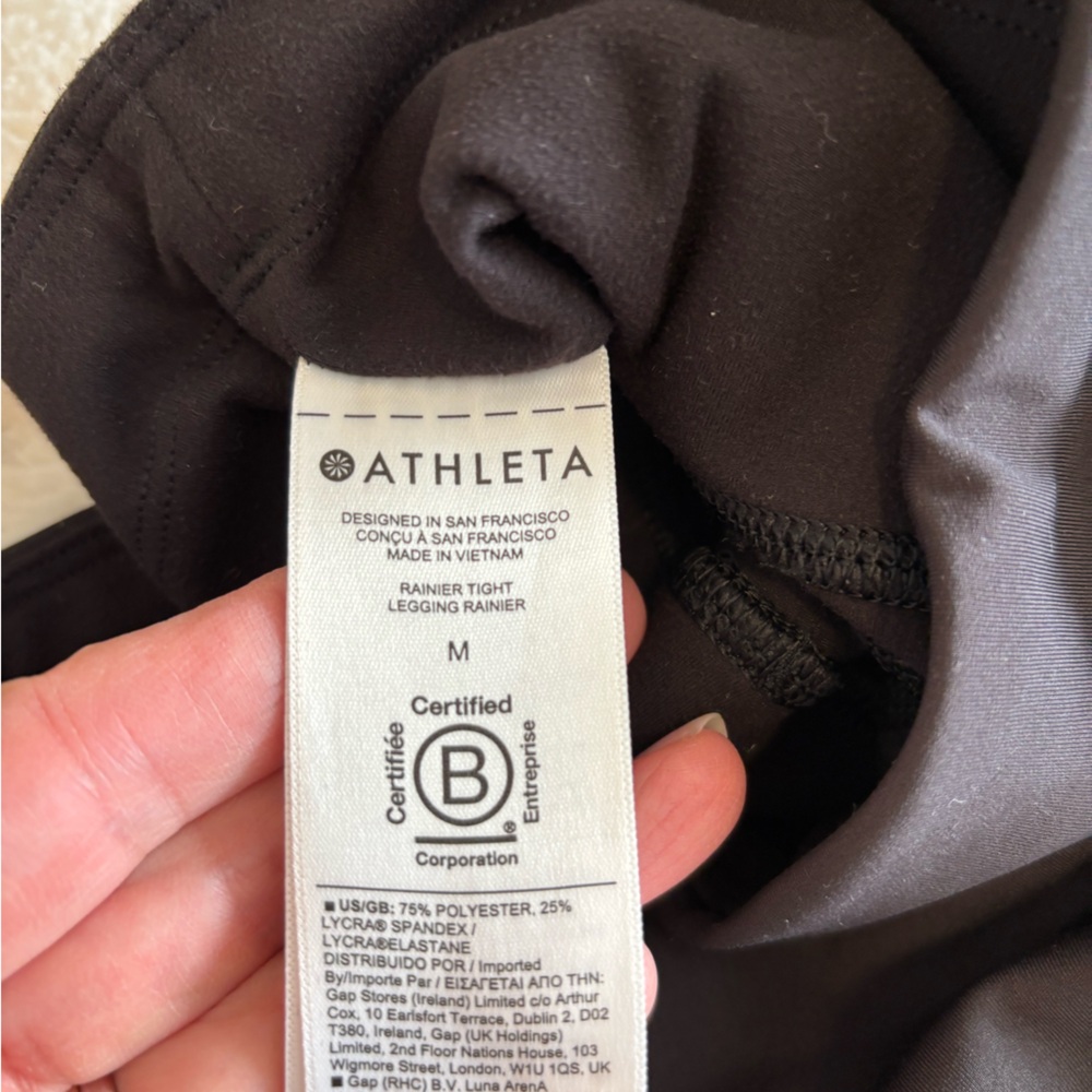 Athleta fleece lined Black Rainier High-Waisted Leggings - Picture 4 of 4